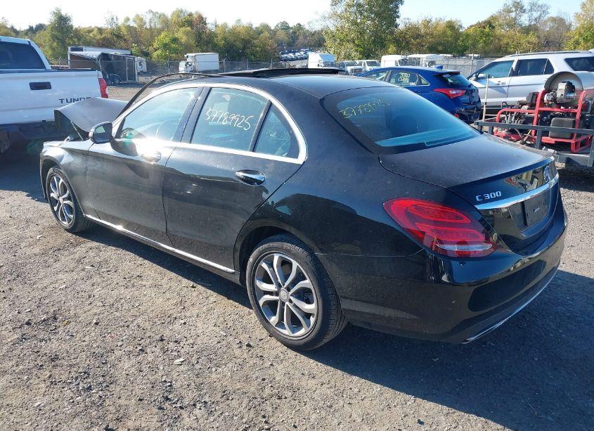 Photo 3 of 2017 Mercedes-benz C 300 SPORT 4MATIC/LUXURY 4MATIC/4MATIC (VIN 55SWF4KB3HU194288)