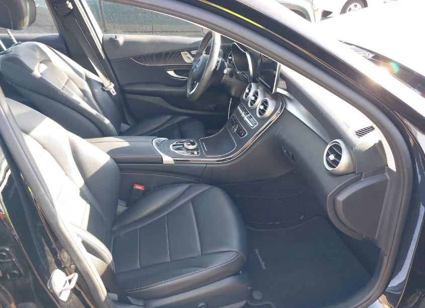 Photo 5 of 2017 Mercedes-benz C 300 SPORT 4MATIC/LUXURY 4MATIC/4MATIC (VIN 55SWF4KB3HU194288)