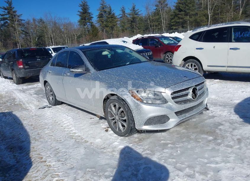 2017 Mercedes-benz C 300 4MATIC/LUXURY 4MATIC/SPORT 4MATIC (VIN 55SWF4KB3HU232005) main photo