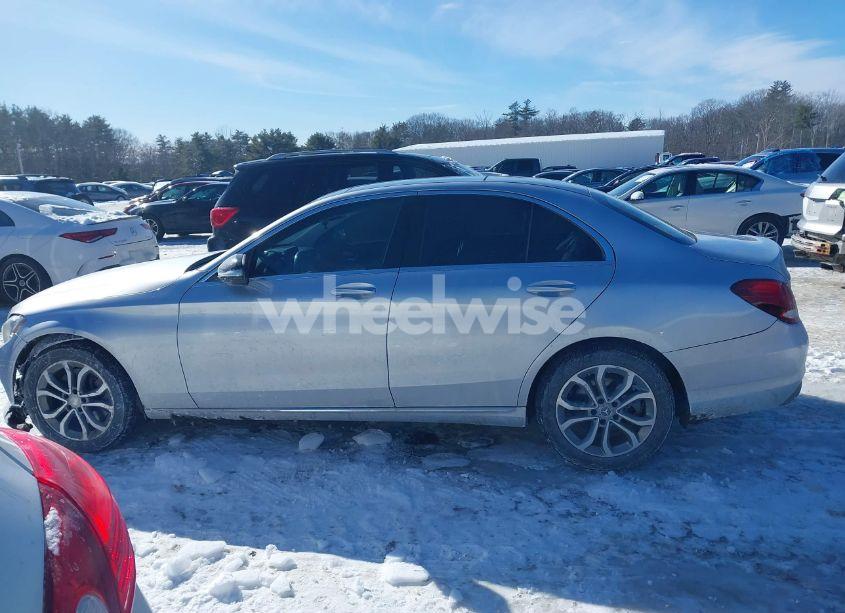 Photo 15 of 2017 Mercedes-benz C 300 4MATIC/LUXURY 4MATIC/SPORT 4MATIC (VIN 55SWF4KB3HU232005)