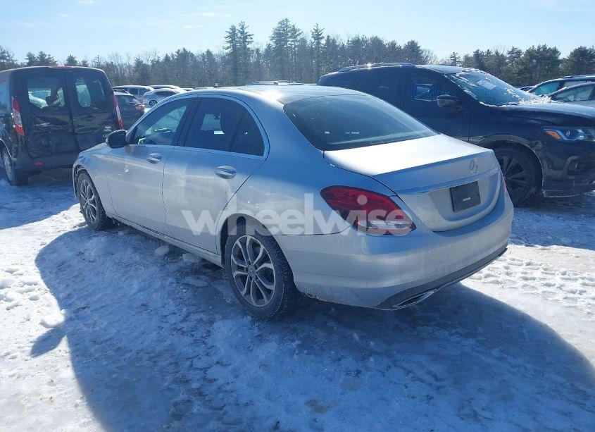 Photo 3 of 2017 Mercedes-benz C 300 4MATIC/LUXURY 4MATIC/SPORT 4MATIC (VIN 55SWF4KB3HU232005)