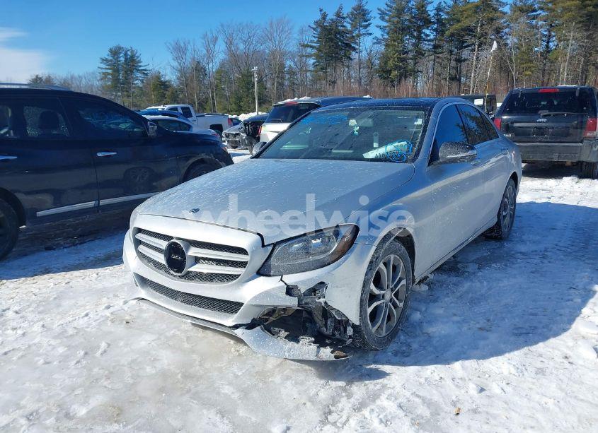 Photo 6 of 2017 Mercedes-benz C 300 4MATIC/LUXURY 4MATIC/SPORT 4MATIC (VIN 55SWF4KB3HU232005)