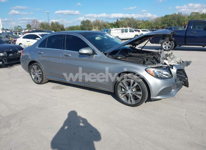 2015 Mercedes-benz C 300 4MATIC/LUXURY 4MATIC/SPORT 4MATIC (VIN 55SWF4KB4FU004849) main photo