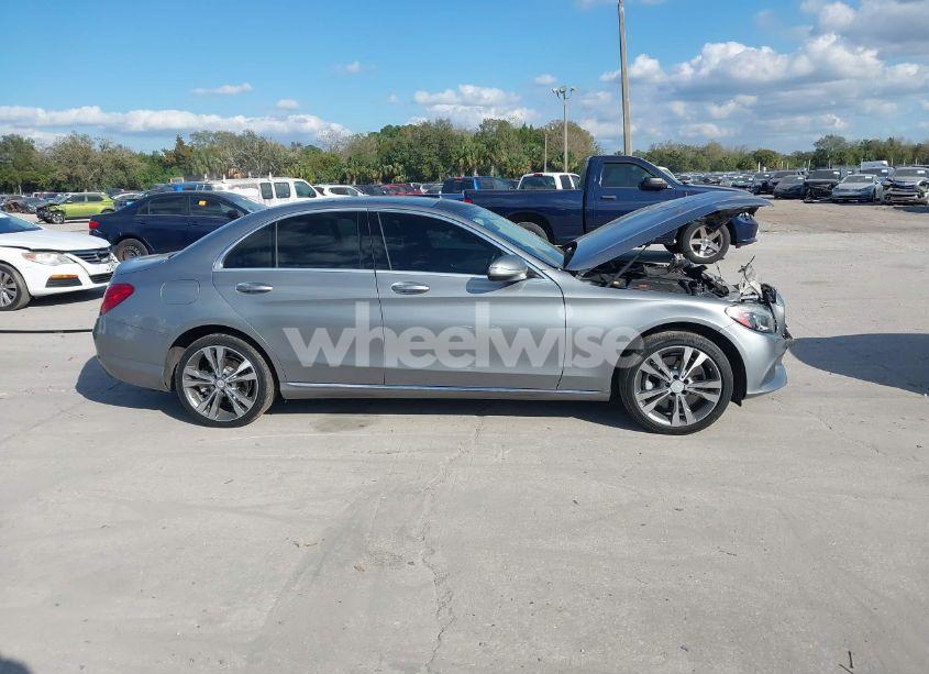Photo 13 of 2015 Mercedes-benz C 300 4MATIC/LUXURY 4MATIC/SPORT 4MATIC (VIN 55SWF4KB4FU004849)