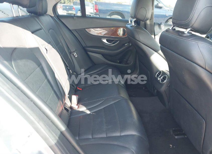 Photo 8 of 2015 Mercedes-benz C 300 4MATIC/LUXURY 4MATIC/SPORT 4MATIC (VIN 55SWF4KB4FU004849)