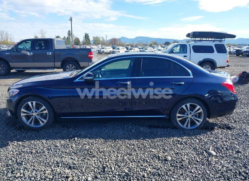 Photo 14 of 2015 Mercedes-benz C 300 4MATIC/LUXURY 4MATIC/SPORT 4MATIC (VIN 55SWF4KB4FU008805)