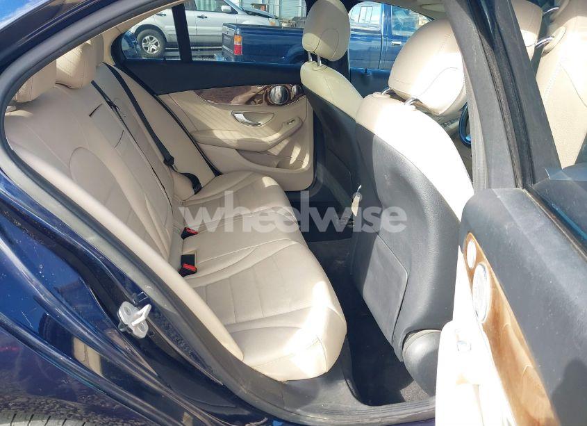 Photo 8 of 2015 Mercedes-benz C 300 4MATIC/LUXURY 4MATIC/SPORT 4MATIC (VIN 55SWF4KB4FU008805)