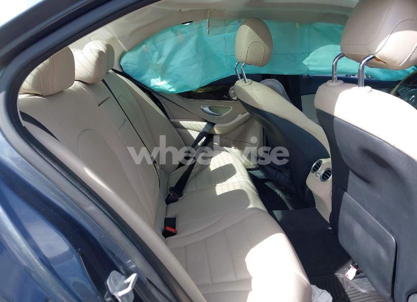 Photo 8 of 2015 Mercedes-benz C 300 4MATIC/LUXURY 4MATIC/SPORT 4MATIC (VIN 55SWF4KB4FU024888)