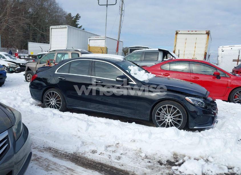 Photo 13 of 2015 Mercedes-benz C 300 4MATIC/LUXURY 4MATIC/SPORT 4MATIC (VIN 55SWF4KB4FU034935)