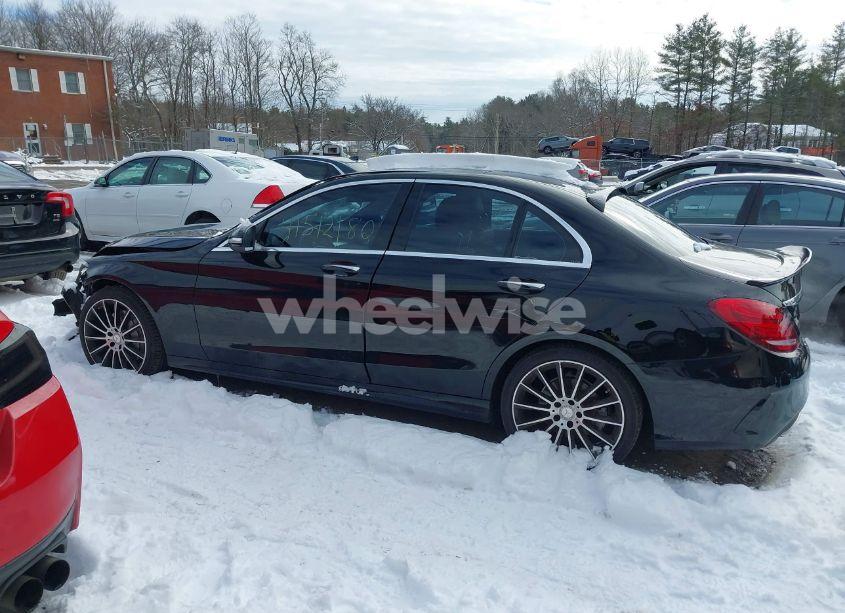 Photo 14 of 2015 Mercedes-benz C 300 4MATIC/LUXURY 4MATIC/SPORT 4MATIC (VIN 55SWF4KB4FU034935)