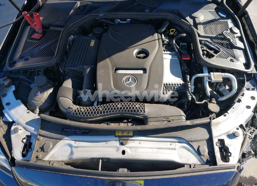 Photo 10 of 2015 Mercedes-benz C 300 4MATIC/LUXURY 4MATIC/SPORT 4MATIC (VIN 55SWF4KB4FU040458)