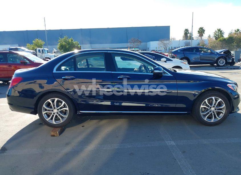 Photo 14 of 2015 Mercedes-benz C 300 4MATIC/LUXURY 4MATIC/SPORT 4MATIC (VIN 55SWF4KB4FU040458)