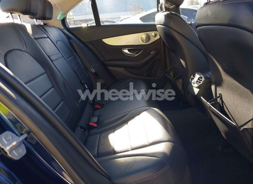 Photo 8 of 2015 Mercedes-benz C 300 4MATIC/LUXURY 4MATIC/SPORT 4MATIC (VIN 55SWF4KB4FU040458)