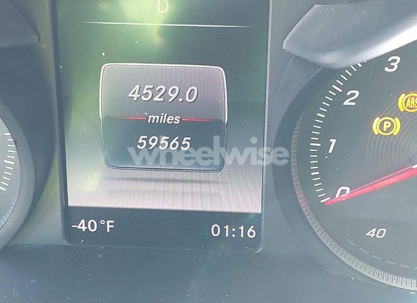 Photo 14 of 2015 Mercedes-benz C 300 4MATIC/LUXURY 4MATIC/SPORT 4MATIC (VIN 55SWF4KB4FU088753)