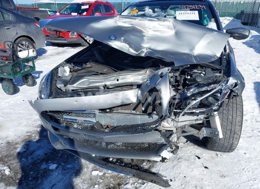 Photo 5 of 2015 Mercedes-benz C 300 4MATIC/LUXURY 4MATIC/SPORT 4MATIC (VIN 55SWF4KB4FU088753)