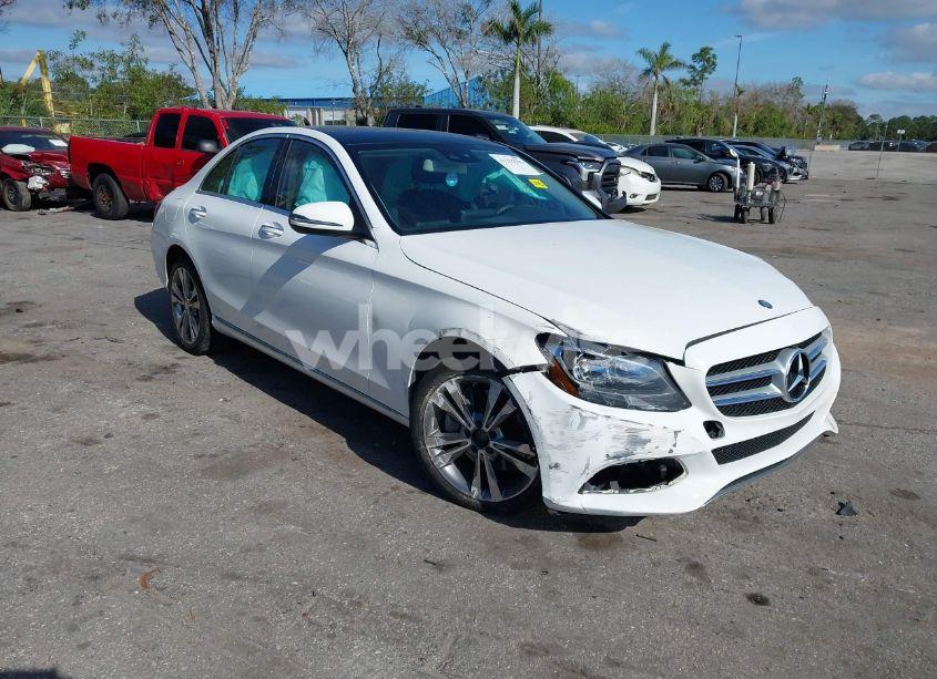 2016 Mercedes-benz C 300 4MATIC/LUXURY 4MATIC/SPORT 4MATIC (VIN 55SWF4KB4GU118660) main photo