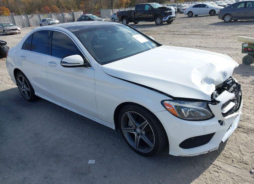 2016 Mercedes-benz C 300 4MATIC/LUXURY 4MATIC/SPORT 4MATIC (VIN 55SWF4KB4GU128380) main photo