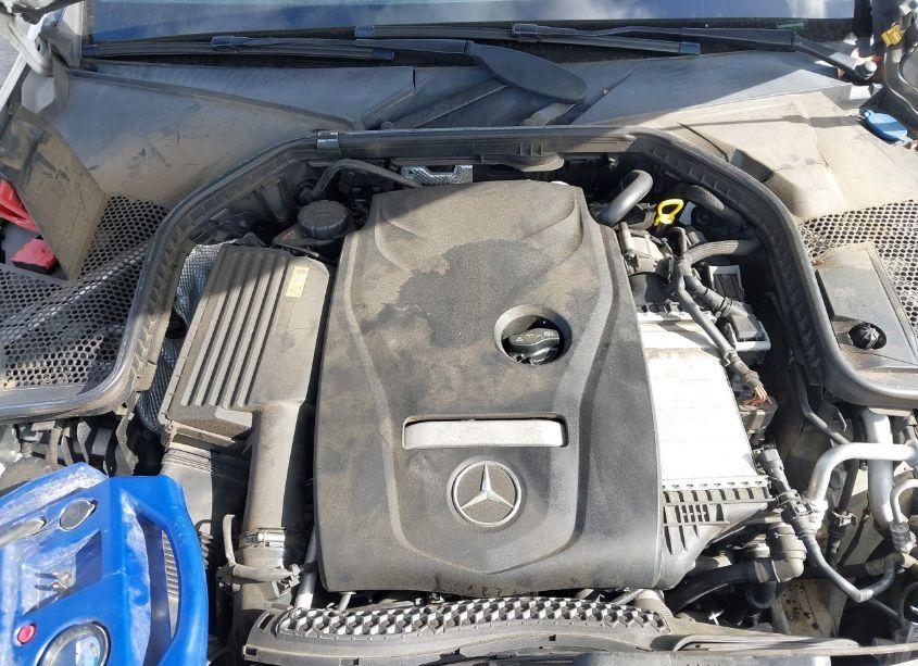 Photo 10 of 2016 Mercedes-benz C 300 4MATIC/LUXURY 4MATIC/SPORT 4MATIC (VIN 55SWF4KB4GU128380)