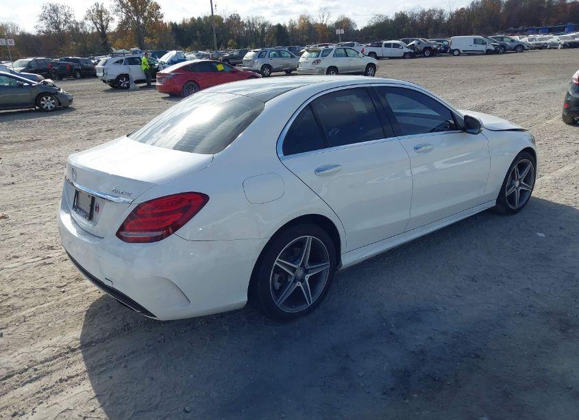 Photo 4 of 2016 Mercedes-benz C 300 4MATIC/LUXURY 4MATIC/SPORT 4MATIC (VIN 55SWF4KB4GU128380)