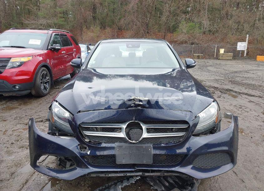 Photo 12 of 2016 Mercedes-benz C 300 4MATIC/LUXURY 4MATIC/SPORT 4MATIC (VIN 55SWF4KB4GU132574)