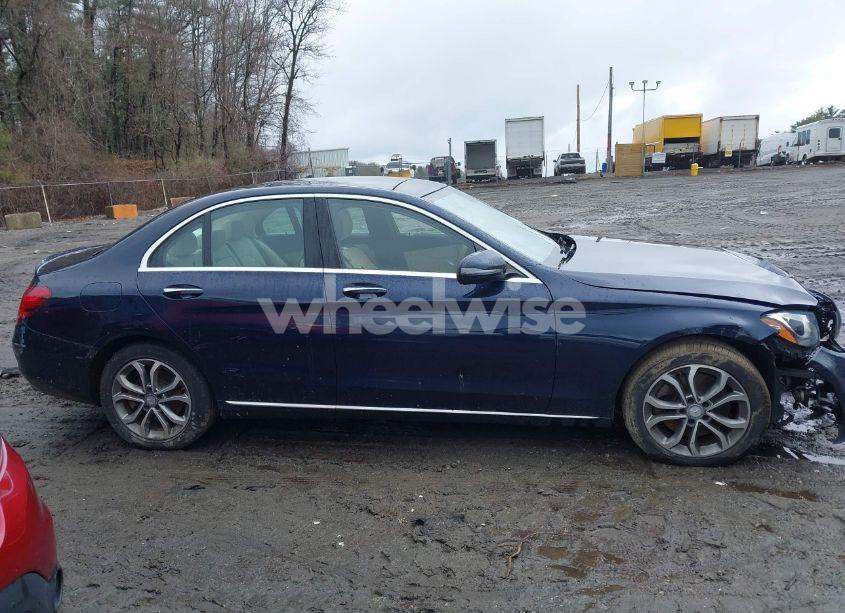 Photo 13 of 2016 Mercedes-benz C 300 4MATIC/LUXURY 4MATIC/SPORT 4MATIC (VIN 55SWF4KB4GU132574)