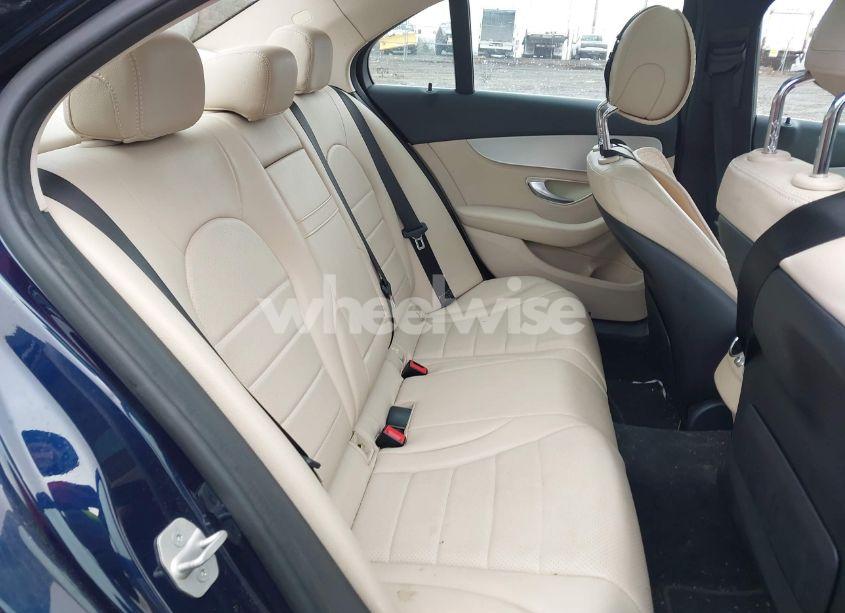 Photo 8 of 2016 Mercedes-benz C 300 4MATIC/LUXURY 4MATIC/SPORT 4MATIC (VIN 55SWF4KB4GU132574)