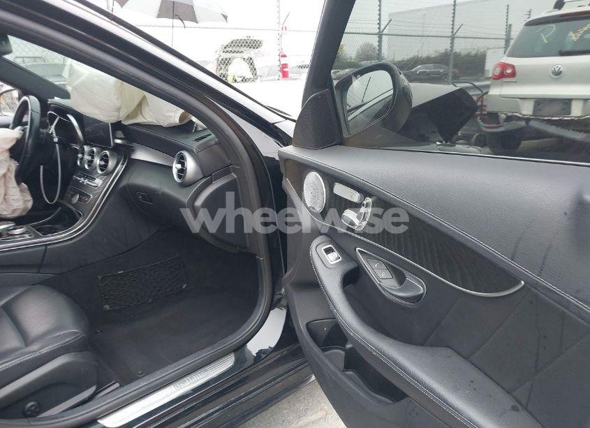 Photo 5 of 2016 Mercedes-benz C 300 4MATIC/LUXURY 4MATIC/SPORT 4MATIC (VIN 55SWF4KB4GU144627)