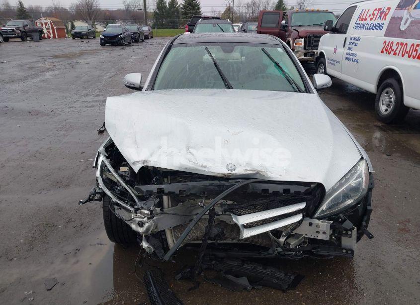 Photo 12 of 2016 Mercedes-benz C 300 4MATIC/LUXURY 4MATIC/SPORT 4MATIC (VIN 55SWF4KB4GU173934)