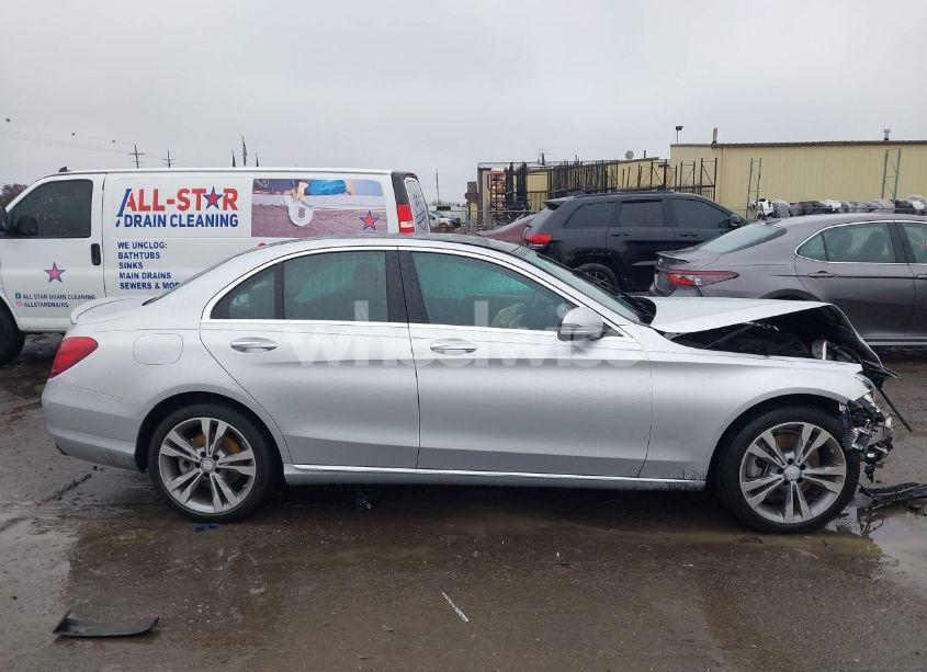 Photo 13 of 2016 Mercedes-benz C 300 4MATIC/LUXURY 4MATIC/SPORT 4MATIC (VIN 55SWF4KB4GU173934)