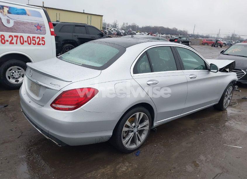 Photo 4 of 2016 Mercedes-benz C 300 4MATIC/LUXURY 4MATIC/SPORT 4MATIC (VIN 55SWF4KB4GU173934)