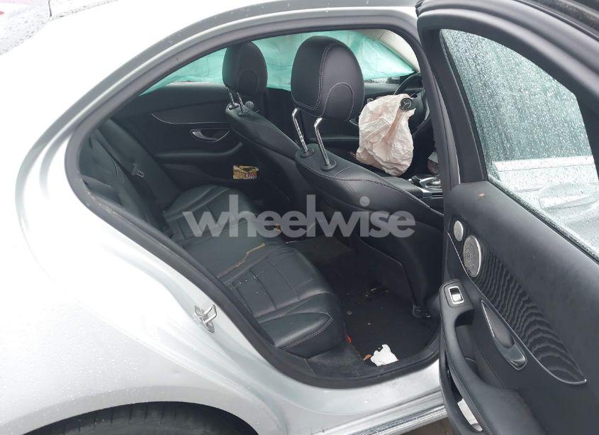 Photo 8 of 2016 Mercedes-benz C 300 4MATIC/LUXURY 4MATIC/SPORT 4MATIC (VIN 55SWF4KB4GU173934)