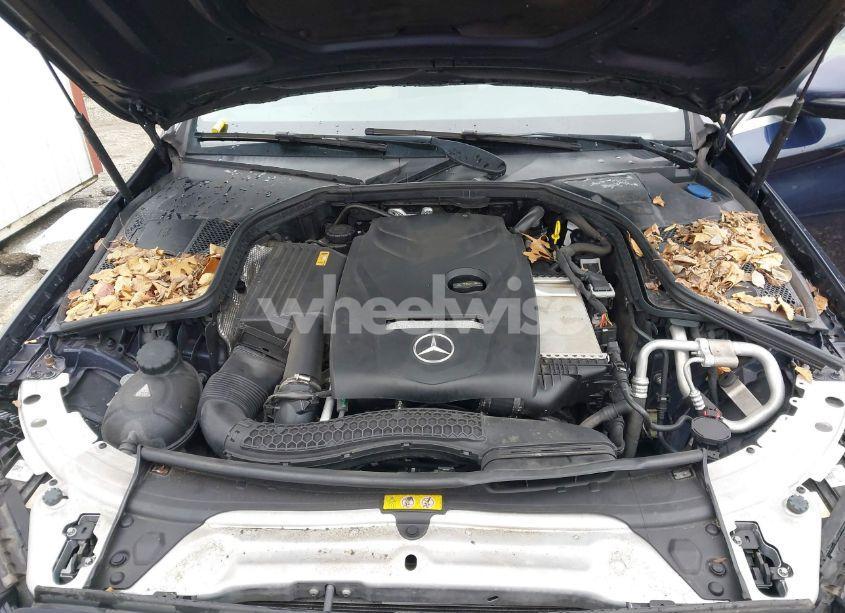 Photo 10 of 2016 Mercedes-benz C 300 4MATIC/LUXURY 4MATIC/SPORT 4MATIC (VIN 55SWF4KB4GU176591)