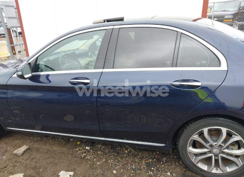 Photo 14 of 2016 Mercedes-benz C 300 4MATIC/LUXURY 4MATIC/SPORT 4MATIC (VIN 55SWF4KB4GU176591)