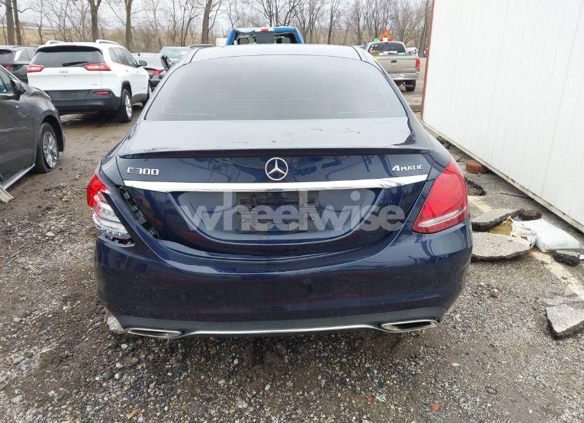 Photo 16 of 2016 Mercedes-benz C 300 4MATIC/LUXURY 4MATIC/SPORT 4MATIC (VIN 55SWF4KB4GU176591)