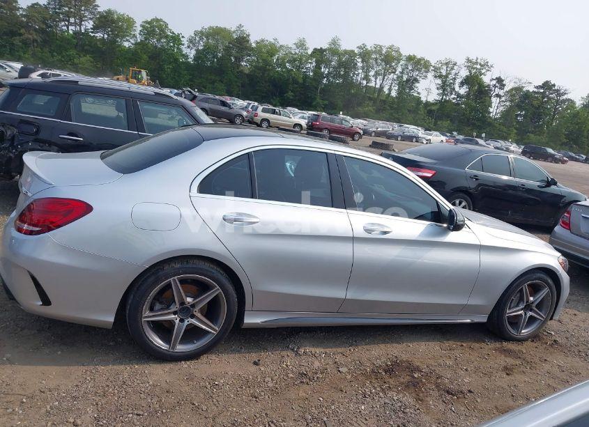 Photo 13 of 2018 Mercedes-benz C 300 4MATIC (VIN 55SWF4KB4JU267819)