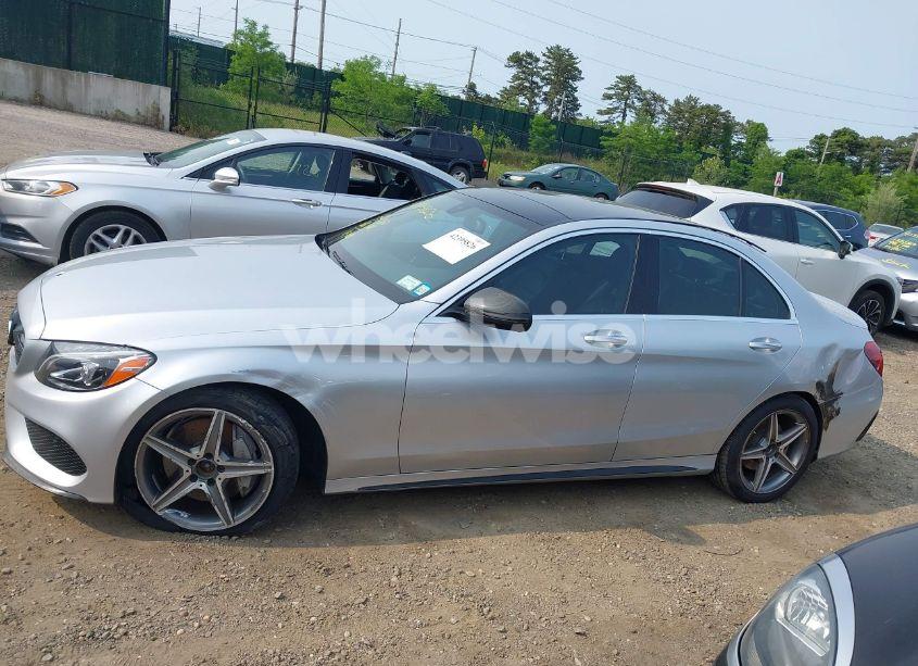 Photo 14 of 2018 Mercedes-benz C 300 4MATIC (VIN 55SWF4KB4JU267819)