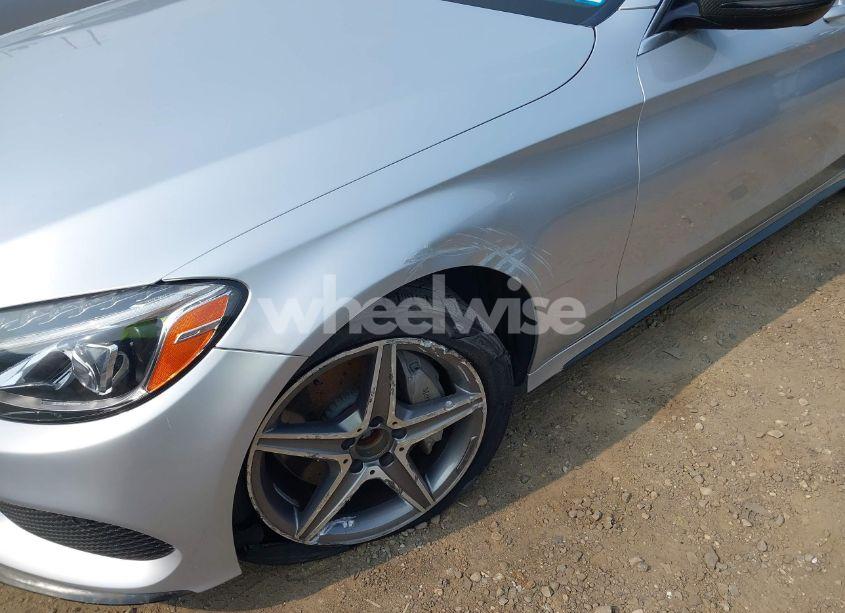 Photo 19 of 2018 Mercedes-benz C 300 4MATIC (VIN 55SWF4KB4JU267819)