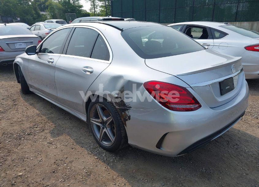 Photo 3 of 2018 Mercedes-benz C 300 4MATIC (VIN 55SWF4KB4JU267819)