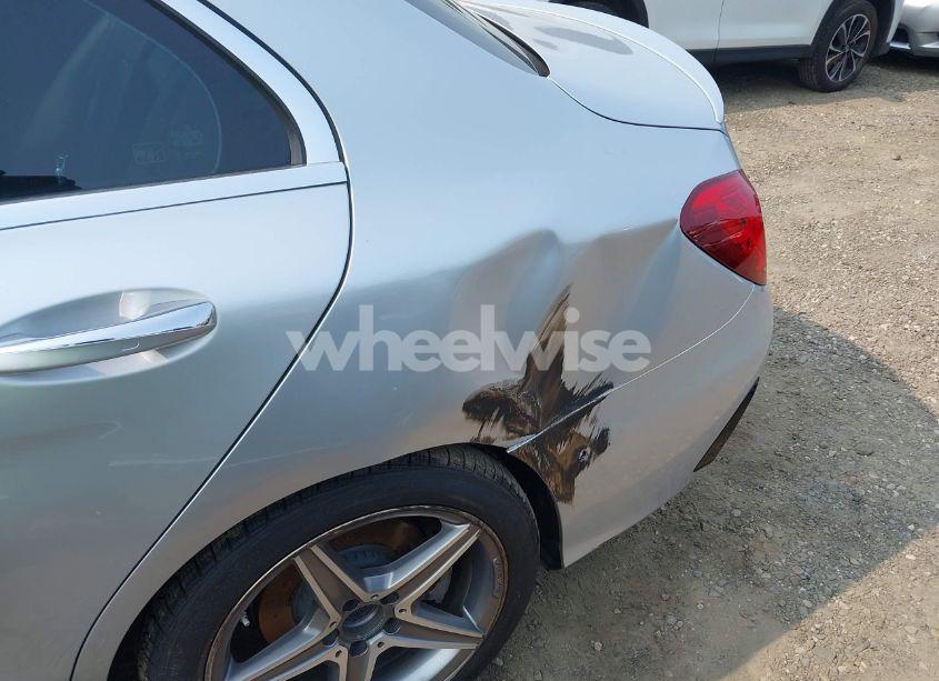 Photo 6 of 2018 Mercedes-benz C 300 4MATIC (VIN 55SWF4KB4JU267819)