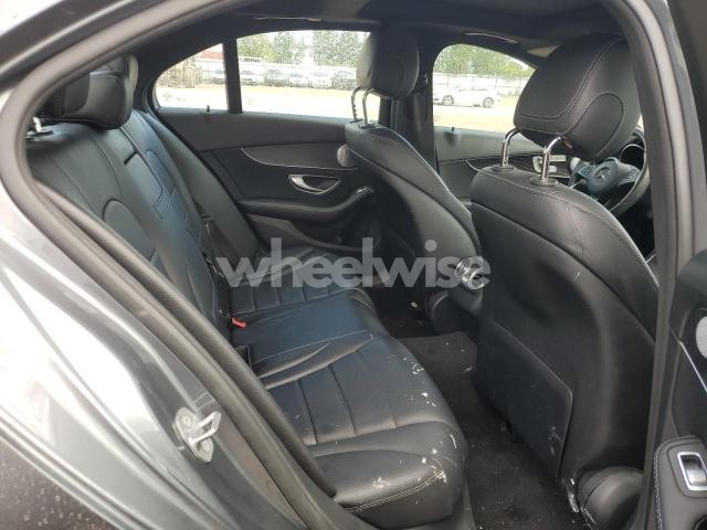 Photo 4 of 2018 MERCEDES-BENZ C 300 4MATIC (VIN 55SWF4KB4JU275029)