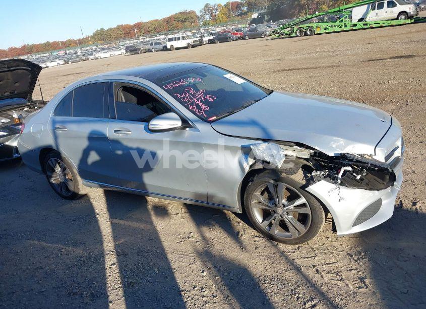 Photo 13 of 2015 Mercedes-benz C 300 4MATIC/LUXURY 4MATIC/SPORT 4MATIC (VIN 55SWF4KB5FU081990)