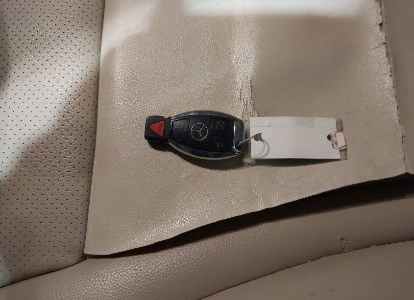 Photo 11 of 2015 Mercedes-benz C 300 4MATIC/LUXURY 4MATIC/SPORT 4MATIC (VIN 55SWF4KB5FU084520)