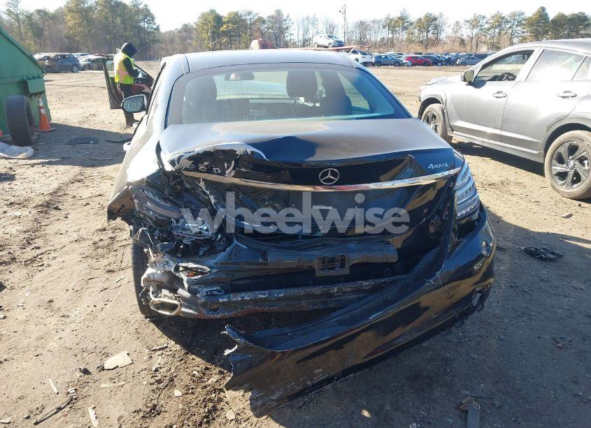 Photo 16 of 2015 Mercedes-benz C 300 4MATIC/LUXURY 4MATIC/SPORT 4MATIC (VIN 55SWF4KB5FU092360)