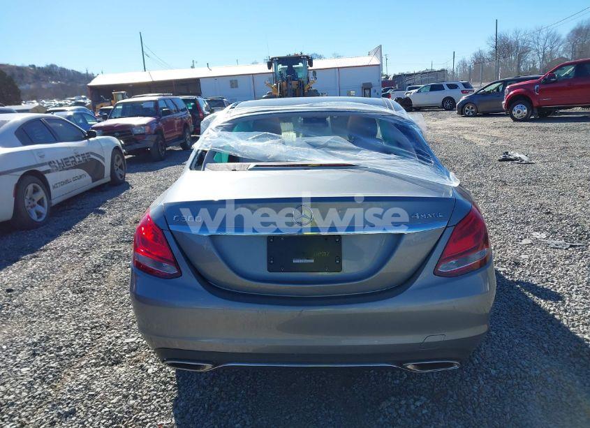 Photo 16 of 2015 Mercedes-benz C 300 4MATIC/LUXURY 4MATIC/SPORT 4MATIC (VIN 55SWF4KB5FU094366)