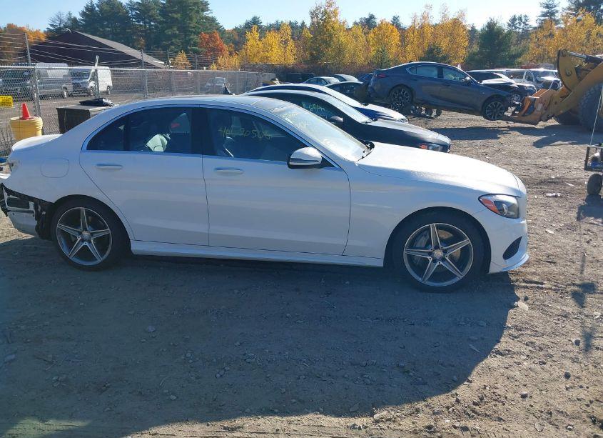 Photo 14 of 2016 Mercedes-benz C 300 4MATIC/LUXURY 4MATIC/SPORT 4MATIC (VIN 55SWF4KB5GU137749)