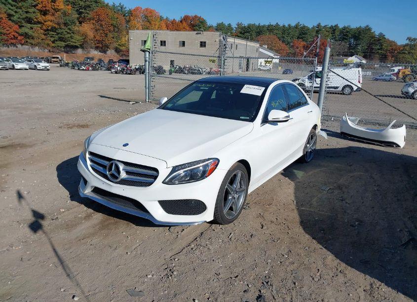 Photo 2 of 2016 Mercedes-benz C 300 4MATIC/LUXURY 4MATIC/SPORT 4MATIC (VIN 55SWF4KB5GU137749)
