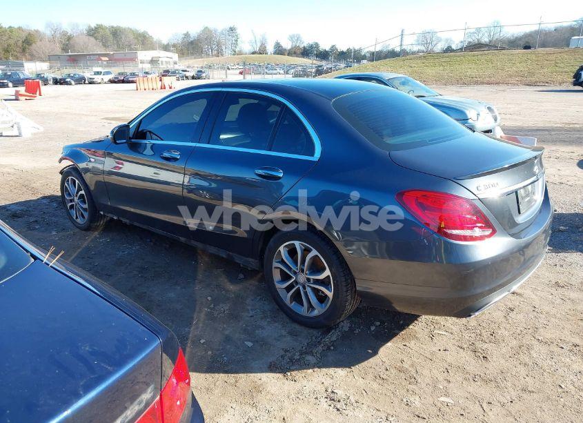 Photo 3 of 2016 Mercedes-benz C 300 4MATIC/LUXURY 4MATIC/SPORT 4MATIC (VIN 55SWF4KB5GU147763)