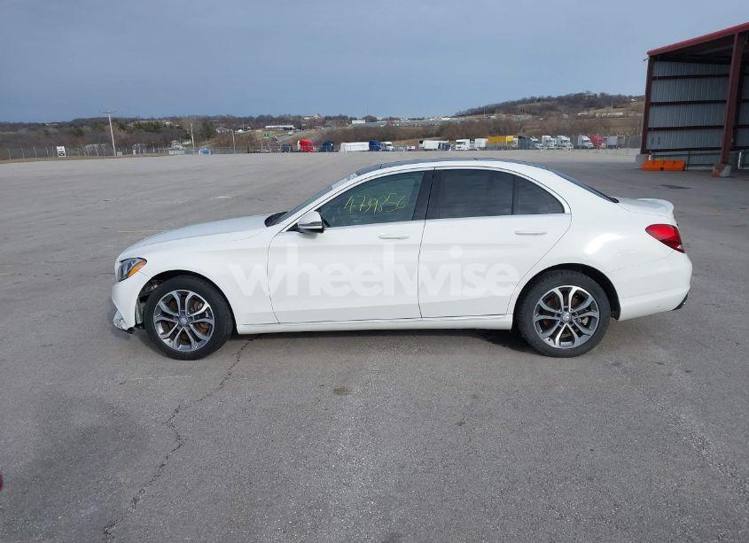 Photo 14 of 2016 Mercedes-benz C 300 4MATIC/LUXURY 4MATIC/SPORT 4MATIC (VIN 55SWF4KB5GU177541)