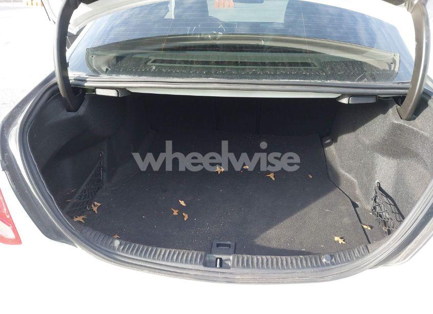 Photo 20 of 2016 Mercedes-benz C 300 4MATIC/LUXURY 4MATIC/SPORT 4MATIC (VIN 55SWF4KB5GU177541)