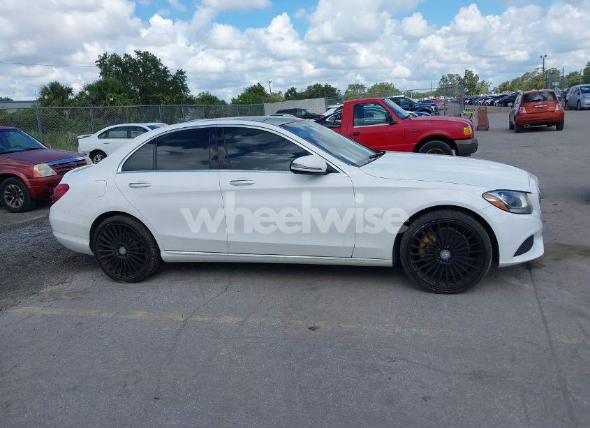 Photo 13 of 2017 Mercedes-benz C 300 4MATIC/LUXURY 4MATIC/SPORT 4MATIC (VIN 55SWF4KB5HU204030)